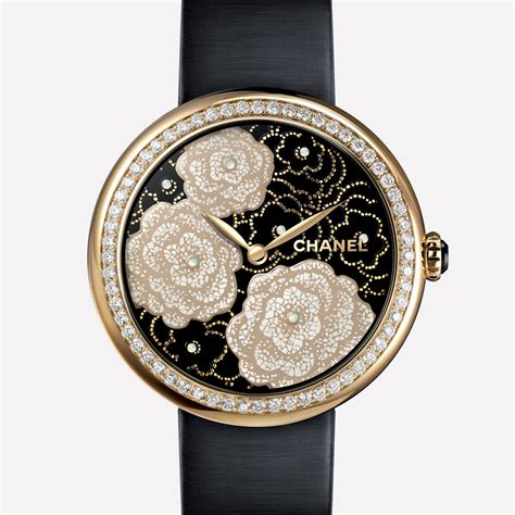 Mademoiselle Privé Watch Camellias In Yellow Gold And Quail Eggshells