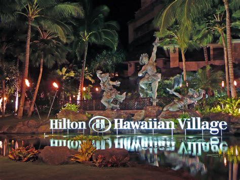 On Black Hilton Hawaiian Village By Bsterling Large