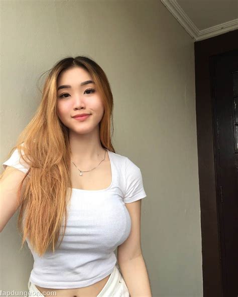 Tetona petite asiáticos Chicas desnudas y sus coños