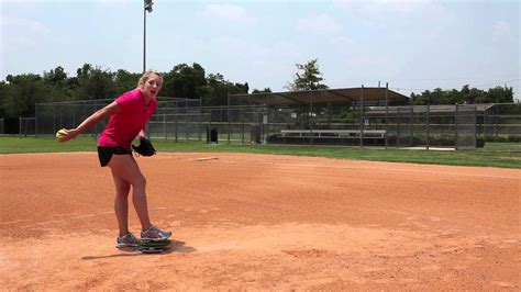 Amanda Scarborough Softball Pitching Mechanics Using Your Lower Body