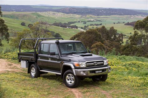 2017 Toyota Landcruiser 70 Series Pricing And Specs Photos Caradvice