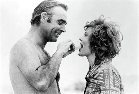 Jill St John And Sean Connery In James Bond Diamonds Are Forever