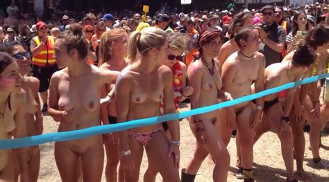 Meredith Festival Nude Run 13 Immagini