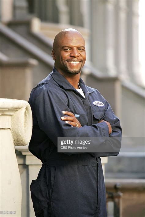 Terry Crews stars as Julius in EVERYBODY HATES CHRIS on UPN Actualité