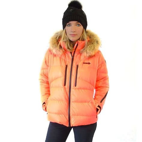 Porter toute seule, ou les combiner à votre gré sous votre manteau pour rester bien au chaud cet hiver. Doudoune de ski femme Curva Degré 7 orange néon | Ski ...
