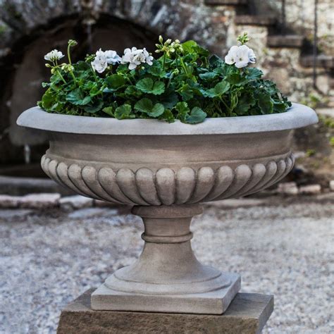 Campania International Kingscote Urn Cast Stone Planter Urn Planters