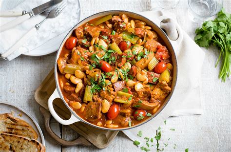 No offense to your mom's chicken casserole… if the memory were really that scarring, you probably wouldn't be searching for chicken casserole recipes to cook for dinner tonight, would you? Slow Cooker Chicken Casserole Recipe | Tesco Real Food