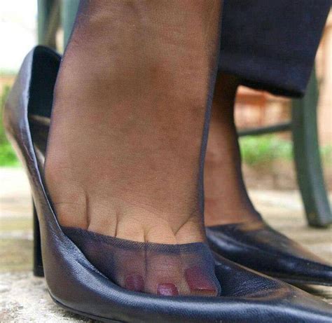 lesko ridzic on twitter for those who do not know these are the feet of mistress amanda