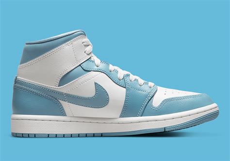 Air Jordan 1 Mid Womens University Blue Bq6472 141 Release Date