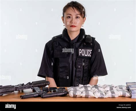 Chinese Police Officer Hi Res Stock Photography And Images Alamy