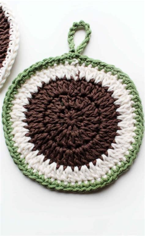 easy round crochet potholder pattern easy crochet patterns