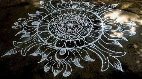 Freehand Rangoli Muggulu And Kolam Designs Traditional Indian Muggulu