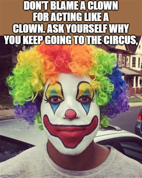 Pennywise Meme Generator Clown Applying Makeup Meme Imgflip Pennywise