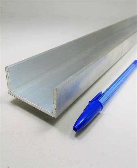 Perfil U Aluminio 254cm X 508cm X 254cm X 317mm C 1m R 6200 Em