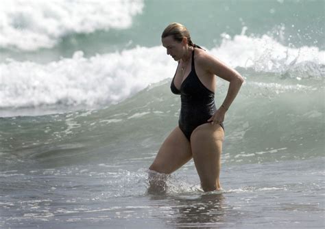 Kate Winslet In Swimsuit At A Beach In Auckland Hawtcelebs