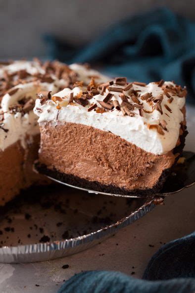 The topping combinations are endless. Easy Chocolate Mousse Pie - Cooking Classy