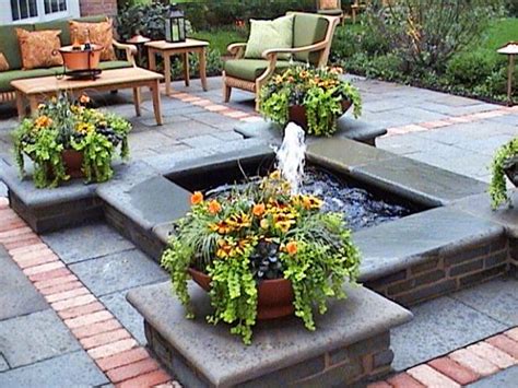 The soothing sound of flowing water has long been a feature of celebrated gardens around the world. Fountain Design & DIY Ideas | DIY