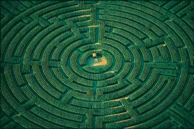 Labyrinthe — la constance du signe et de la représentation labyrinthiques à travers les âges et les civilisations n'est plus à démontrer. Les jardins du monde: Zoom sur les labyrinthes