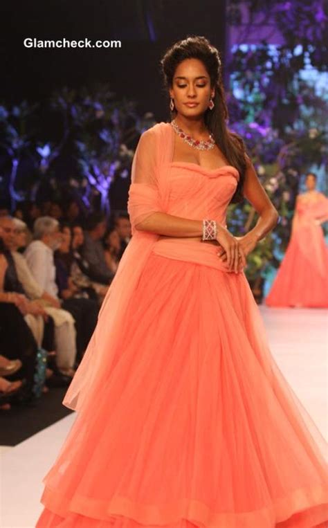 Iijw 2013 Day 1 Lisa Hayden For Nirav Modi — Indian Fashion