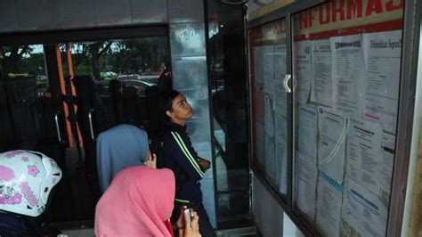 Cara mengatasi atm bri terblokir tanpa ke bank belum ada, mau gak mau kalian mesti datang ke kantor bank bri ke bagian layanan nasabah atau customer service untuk mengganti kartu atm yang telah terblokir. PT LEN Industri Butuh Karyawan Baru di November Ini ...