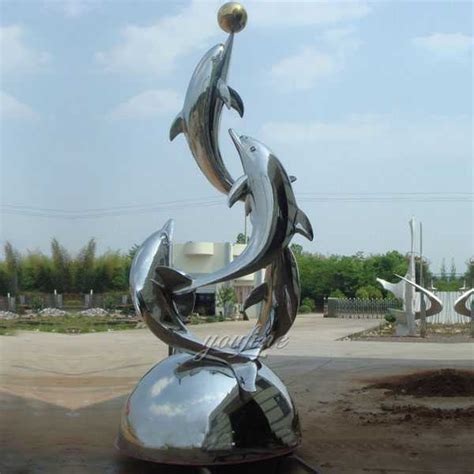 Metal art sculptures for sale. Large Outdoor Modern Mirror Polished Metal Fish Art of ...