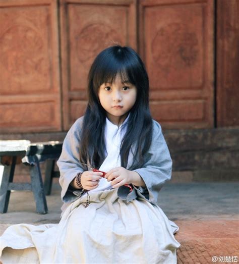 Cute Girl In Han Chinese Costume 2 Cn