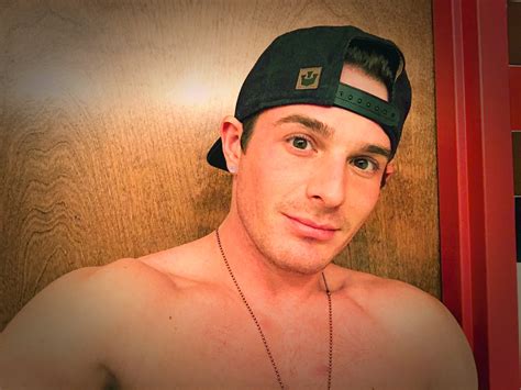 Brent Corrigan On Twitter Random Bathroom Selfies Stud Gay