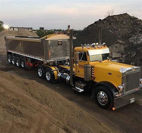 Semitrckn — Peterbilt Custom 379 In 2020 Peterbilt Dump Trucks Big