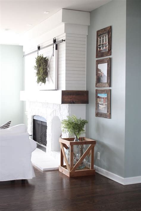 This may look different on your screen than the case in point: Farmhouse living room sherwin williams silver mist in 2020 ...