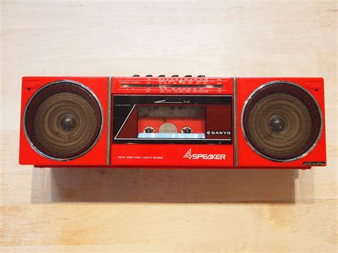 Red Sanyo Walkman Vintage Cassette Radio Player