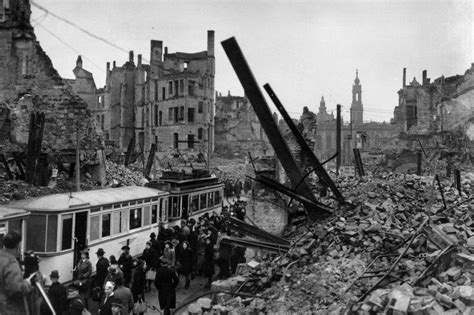 Dresden Ww2 Bomb Defused After Tense Days Bbc News