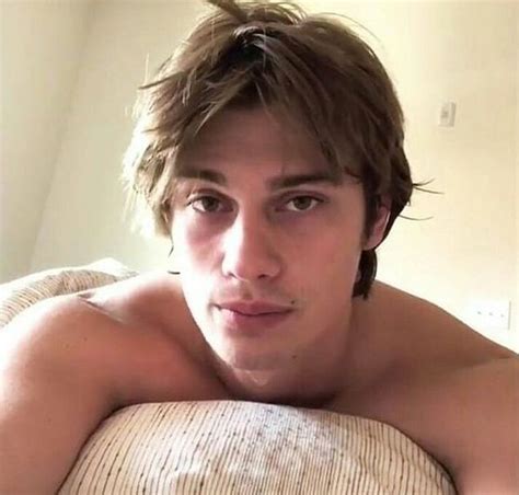 Nicholas Galitzine Nude Gay Male Celebs Com