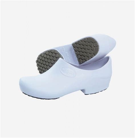 Squeaky shoes can be embarrassing and annoying. Sapato | Canada | Sticky Shoe | Branco - Granville ...