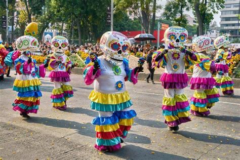 How To Celebrate Day Of The Dead In Mexico