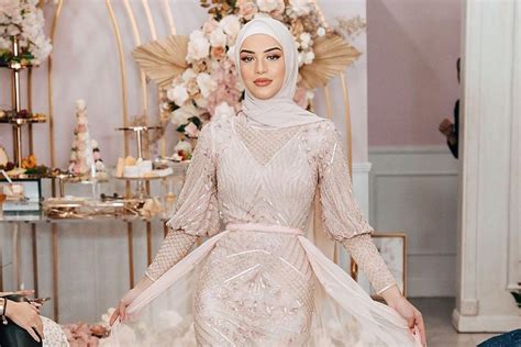 Meet The Sydney Hijabi Influencers In Modest Fashion Who Make A Living From Instagram Abc News