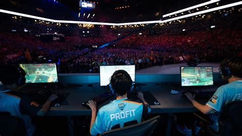 The London Spitfire Look Back On Overwatch League Season 1 And Reveal