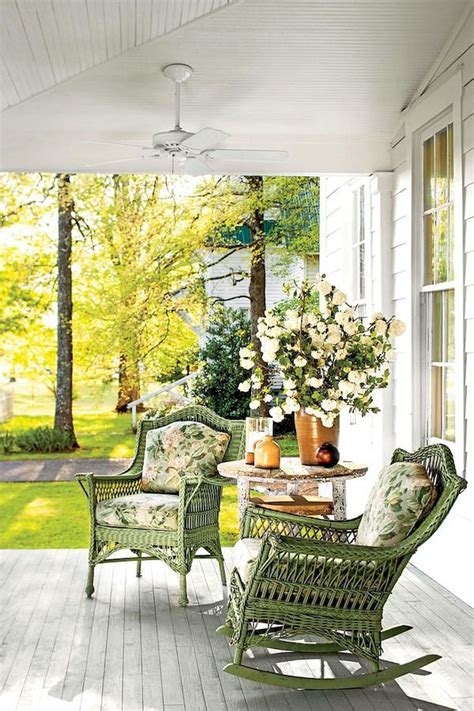 42 Stunning Farmhouse Front Porch Decor Ideas Porch Furniture Front