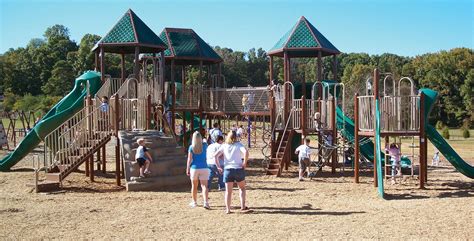30 Of The Best Playgrounds In Metro Atlanta For Kids And Parents