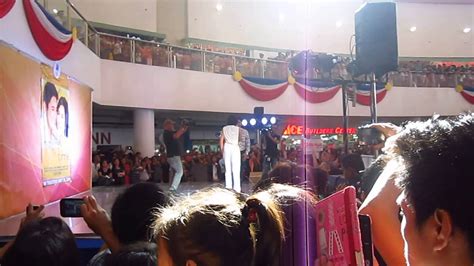 Sarah Geronimo And Coco Martin Mall Show Sm Fairview Youtube