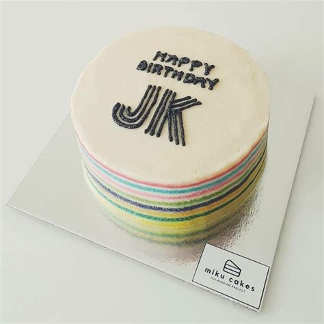 Hbd Jk Bts Dynamite Stripes Inspired Cake By Miku Cakes Cake How To Make Cake Miku