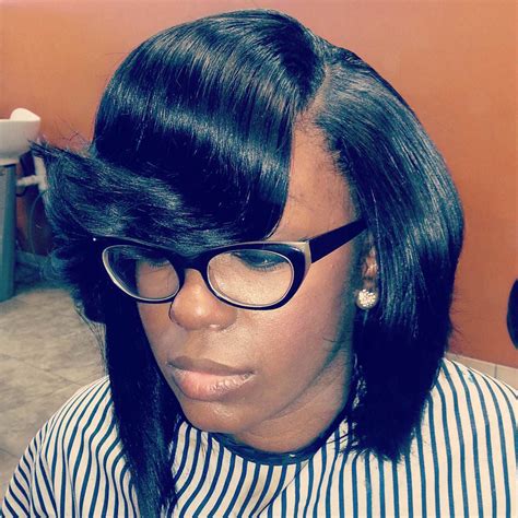 If you are looking for a messy hairstyle for your bob cut, check out this you can either weave one side in thin braids or simply pin it up to achieve a faux sidecut look. 27+ Bob Weave Haircut Ideas, Designs | Hairstyles | Design ...
