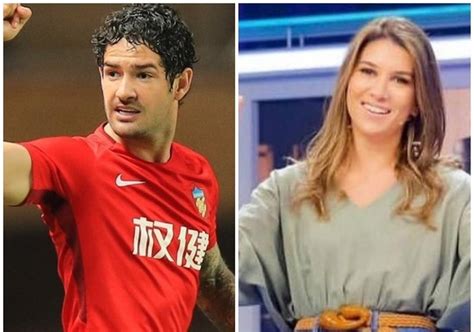 Alexandre Pato Faz Declara O Crist E Sugere Casamento Rebeca