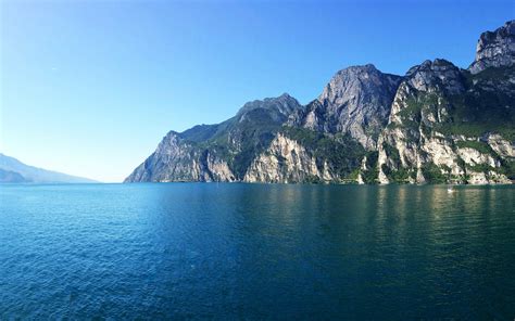 Download Wallpapers Lake Garda 4k Mountain Lake