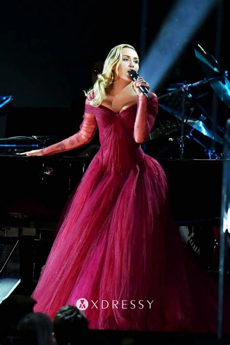 Miley Cyrus Pleated Wine Tulle Sleeved Prom Dress - Xdressy