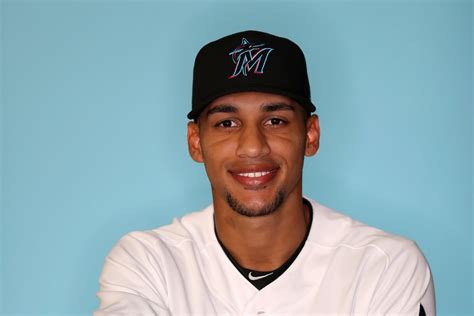 2019 Marlins Season Preview Victor Victor Mesa Fish Stripes