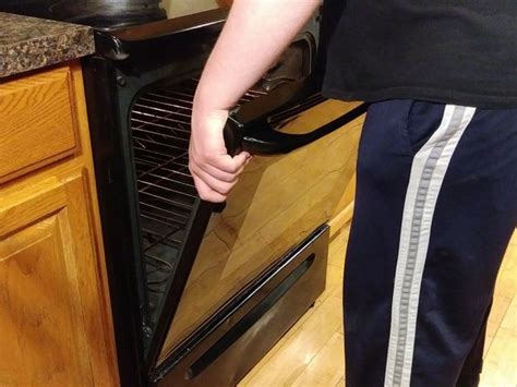 A loose lever requires some readjustment to properly fit into the. How to Fix a Loose Oven Handle - iFixit Repair Guide