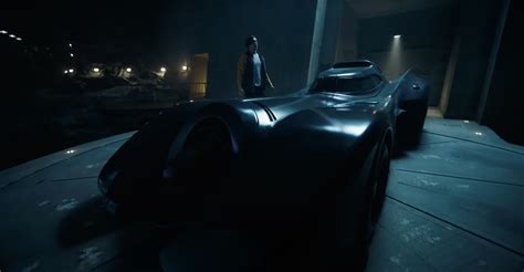 New Clip From The Flash Takes Us Back To Batmans Batcave — Geektyrant