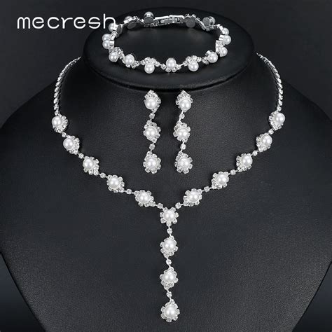 Complete Bridal Pearl Necklace Bracelet Earrings Set With 1DE