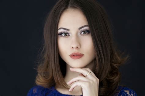 Tapety Twarz Kobiety Model Portret D Ugie W Osy Fotografia Piosenkarz Niebieski Czarne