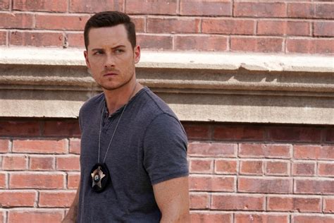 Chicago P D Star Jesse Lee Soffer May Return As Jay Halstead In Chicago Med Show Creators